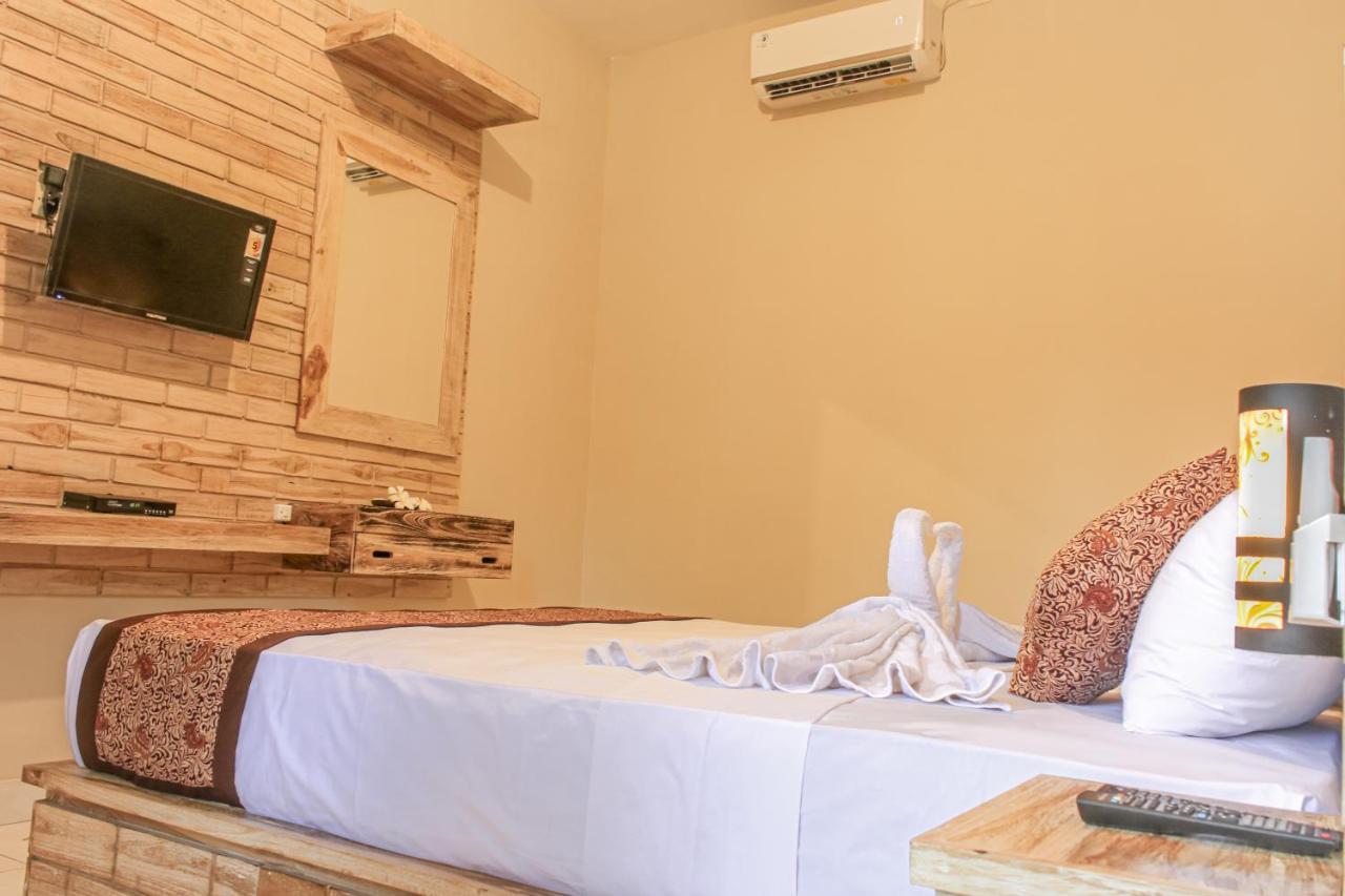 Jembrana Hotel Niki מראה חיצוני תמונה